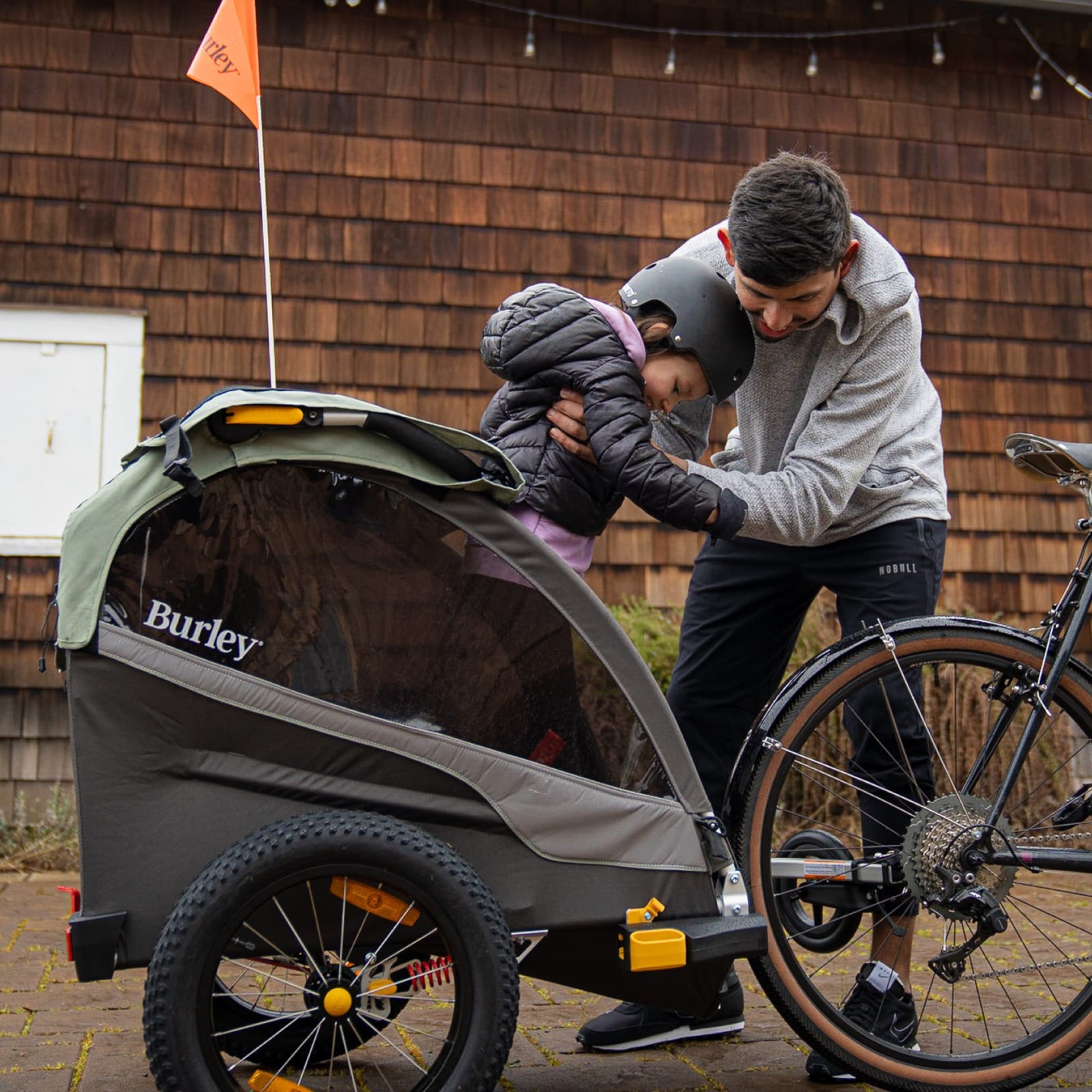 Burley D'Lite™ X, DE - Lightweight and Durable Bike Trailer for Kids - Burley Kid Bike Trailer