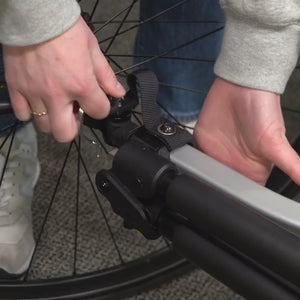 Video of Hopper Bike Trailer Wagon converting from cycling to strolling mode