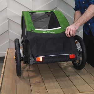 Video showing Tail Wagon Pet Bike Trailer cover and folding functionality